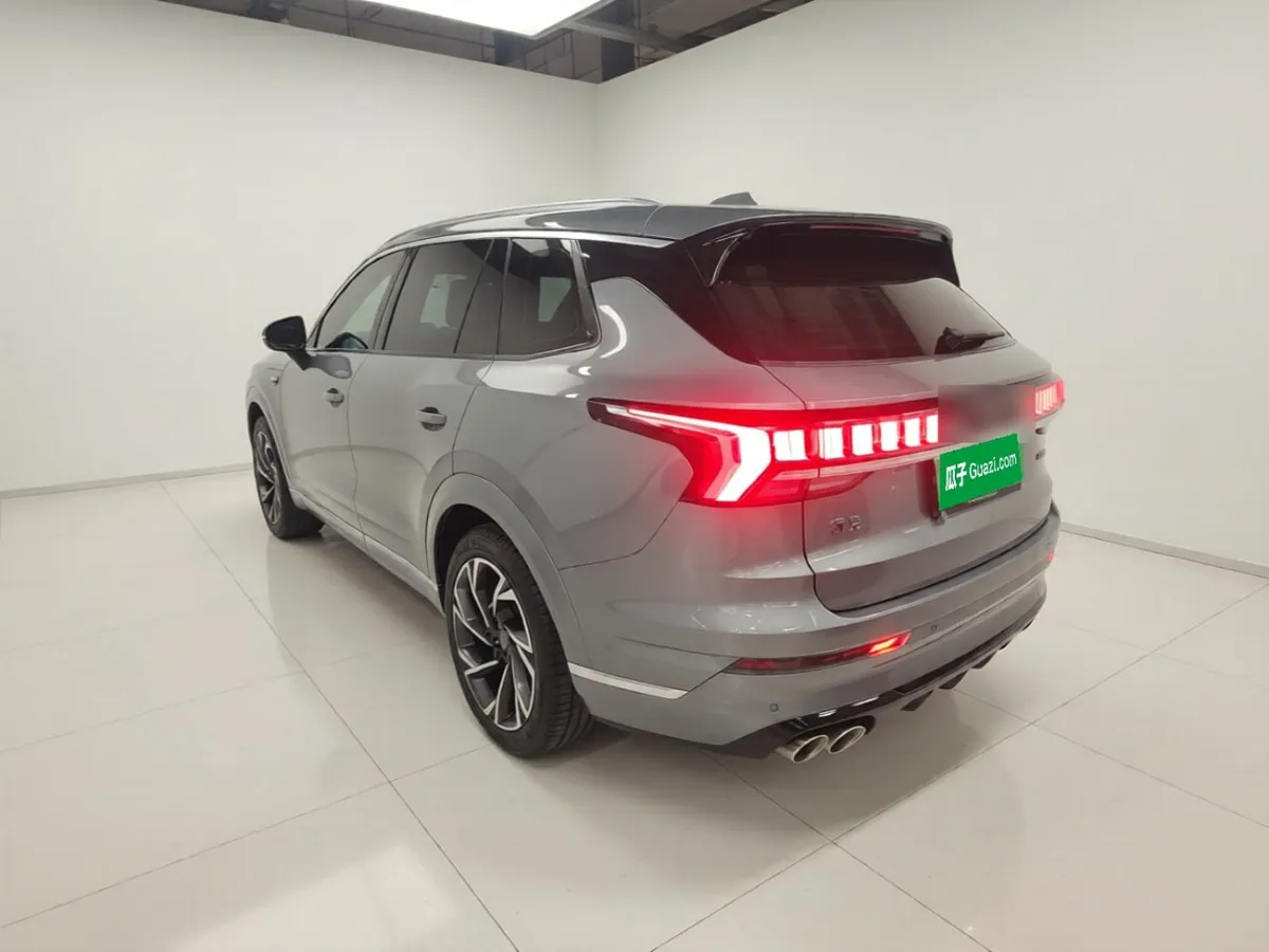 LYNK & CO 09 2023