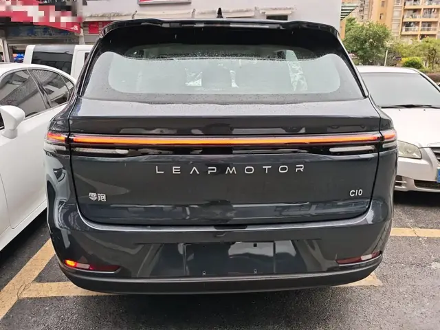 LEAPMOTOR C10 2024