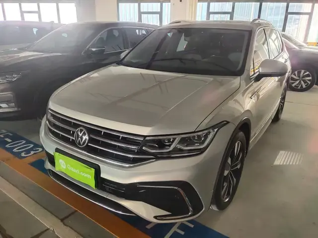 VOLKSWAGEN TIGUAN L 2021