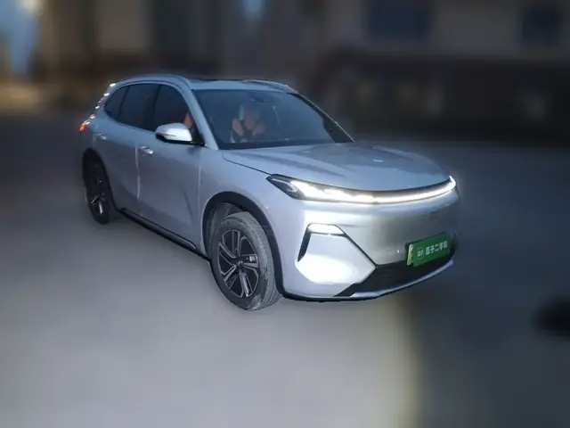 GEELY GALAXY STARSHIP EM-I GALAXY STARSHIP 7 EM-I 2025