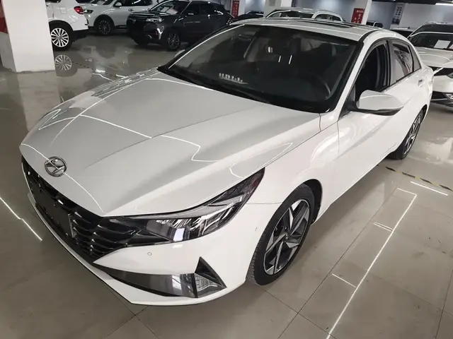 HYUNDAI ELANTRA 2022