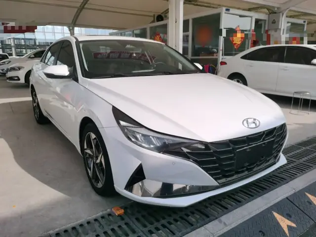 HYUNDAI ELANTRA 2022