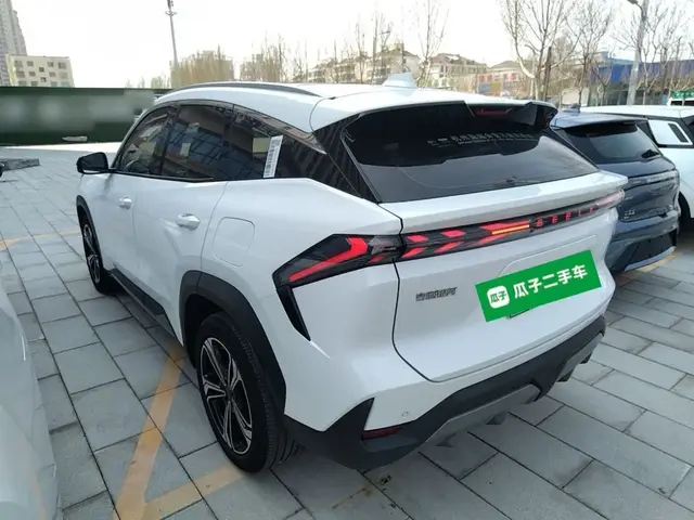 GEELY GALAXY L7 2023