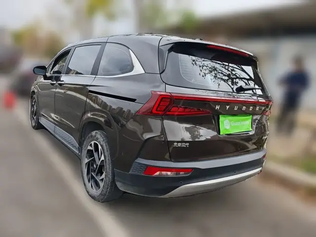 HYUNDAI CUSTO 2023