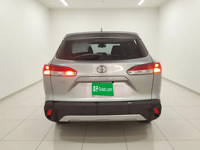 TOYOTA COROLLA CROSS 2023