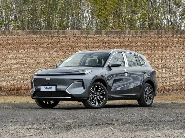 GEELY GALAXY STARSHIP EM-I GALAXY STARSHIP 7 EM-I 2026