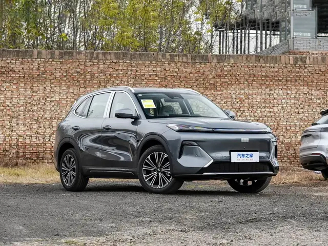 GEELY GALAXY STARSHIP EM-I GALAXY STARSHIP 7 EM-I 2026