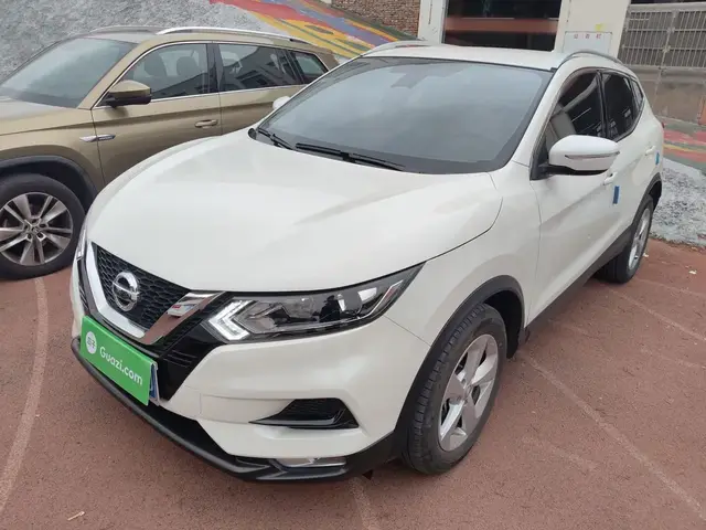 NISSAN QASHQAI 2022
