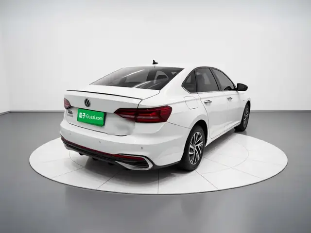 VOLKSWAGEN LAVIDA 2022