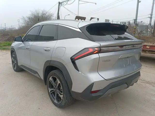 GEELY GALAXY L7 2023