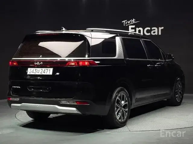 KIA CARNIVAL 4TH GENERATION 9-SEATER 2022