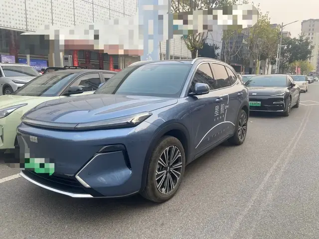 GEELY GALAXY STARSHIP EM-I GALAXY STARSHIP 7 EM-I 2025