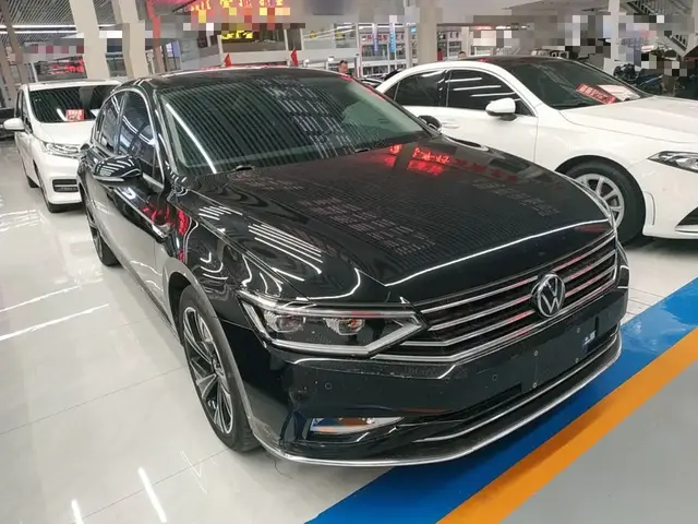 VOLKSWAGEN MAGOTAN 2022