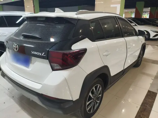 TOYOTA YARIS L 2022