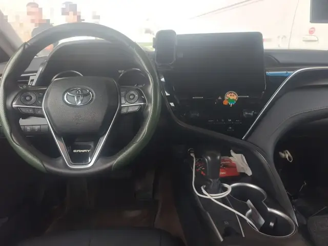 TOYOTA CAMRY 2023