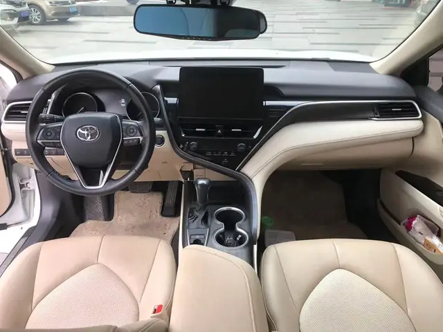 TOYOTA CAMRY 2021