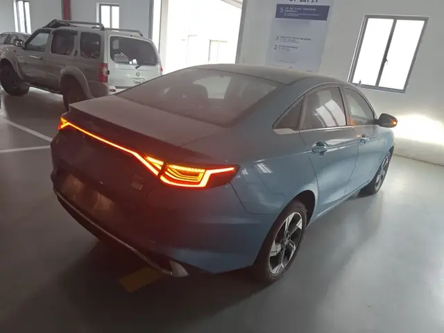GEELY AUTO EMGRAND L HIP 2022