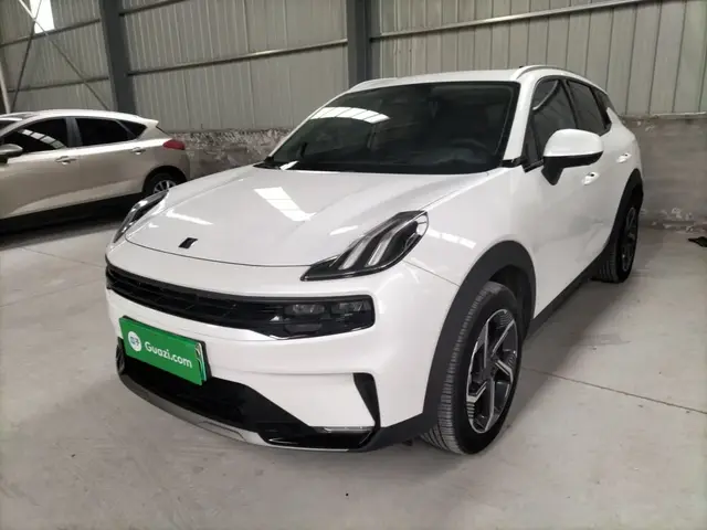 LYNK & CO 06 EM-P 2022