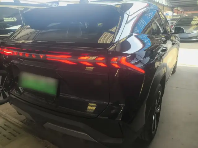 GEELY GALAXY L7 2023