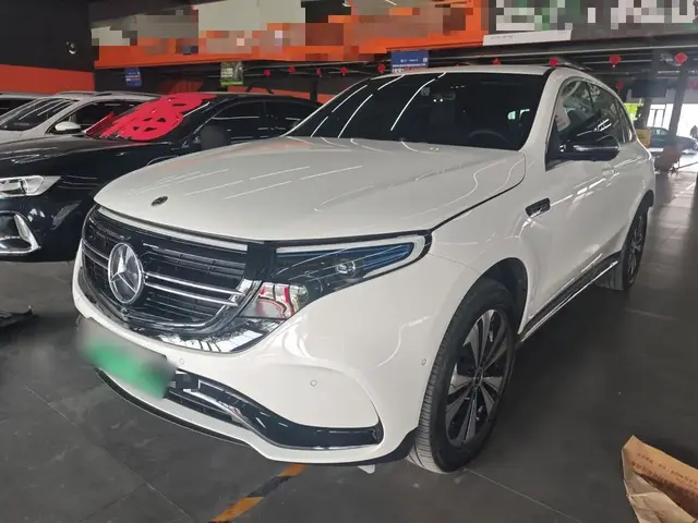 MERCEDES-BENZ EQC 2022
