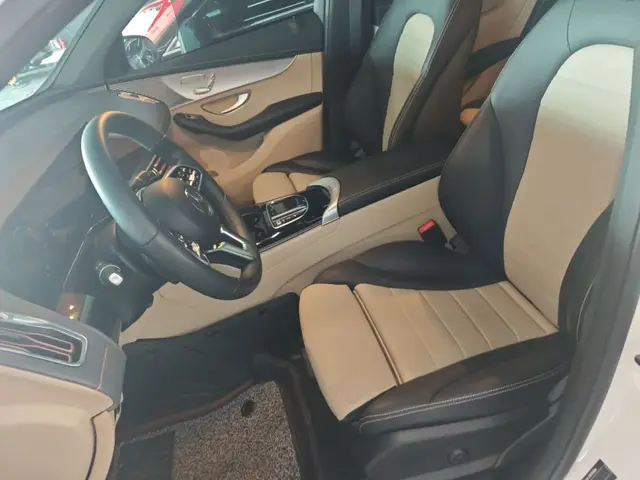 MERCEDES-BENZ EQC 2022