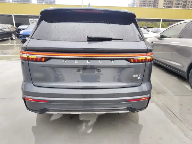 GEELY MONJARO 2022