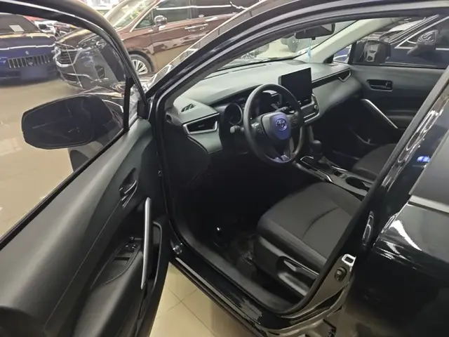 TOYOTA COROLLA CROSS 2022