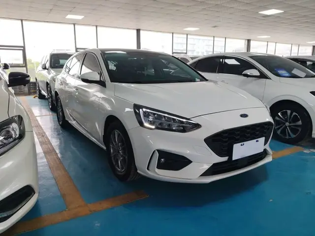FORD FOCUS 2022