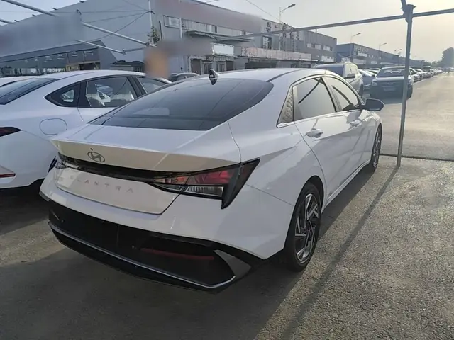 HYUNDAI ELANTRA ELITE 2026