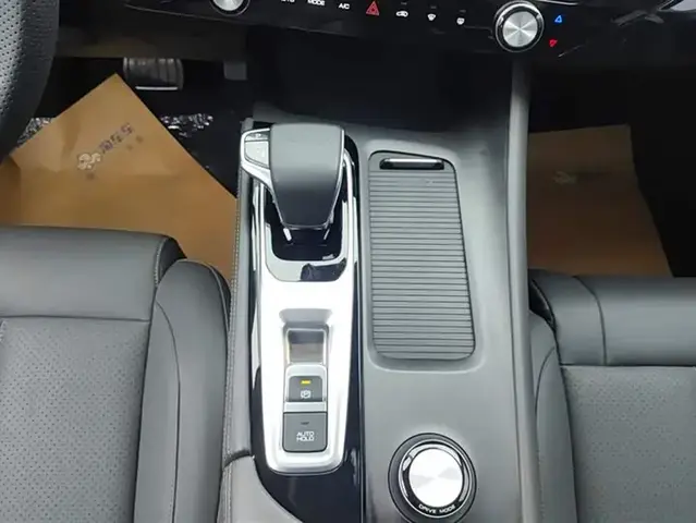 DONGFENG AEOLUS HUGE 2022