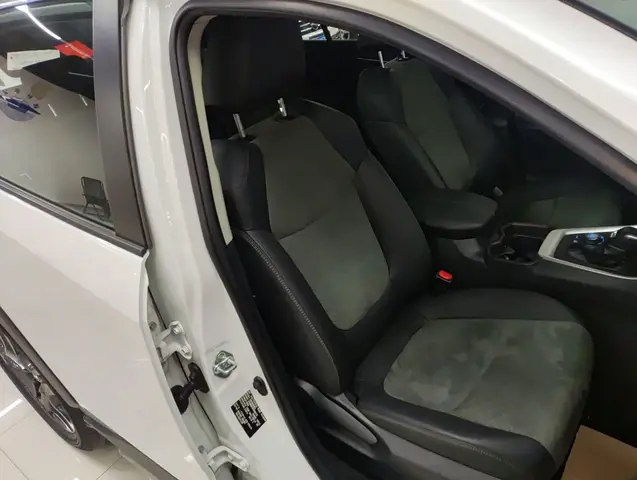 TOYOTA RAV4 PREMIUM 2023