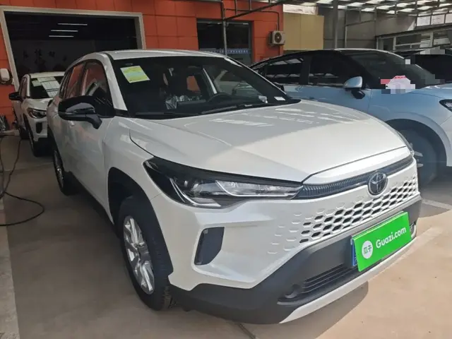 TOYOTA COROLLA CROSS 2025