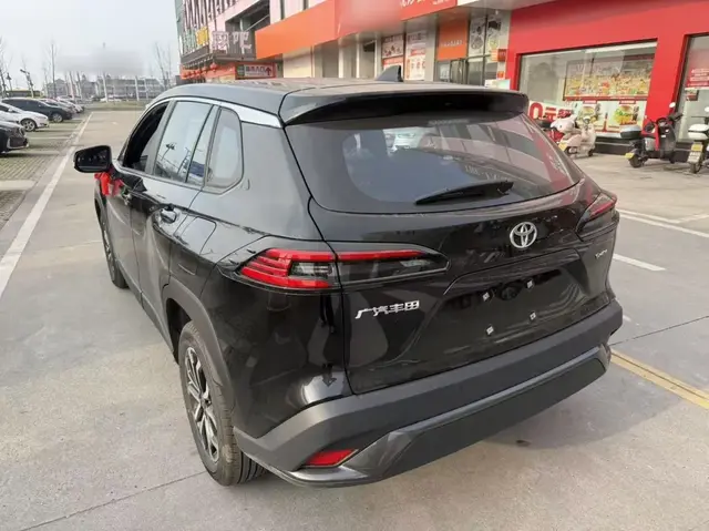 TOYOTA FRONTLANDER LUXURY 2025