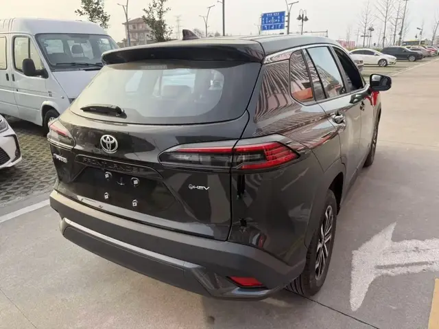 TOYOTA FRONTLANDER LUXURY 2025