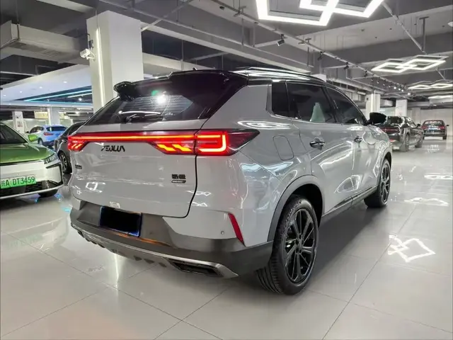 DONGFENG AEOLUS HUGE 2022