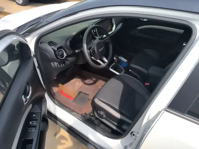 KIA KX1 STONIC 2025