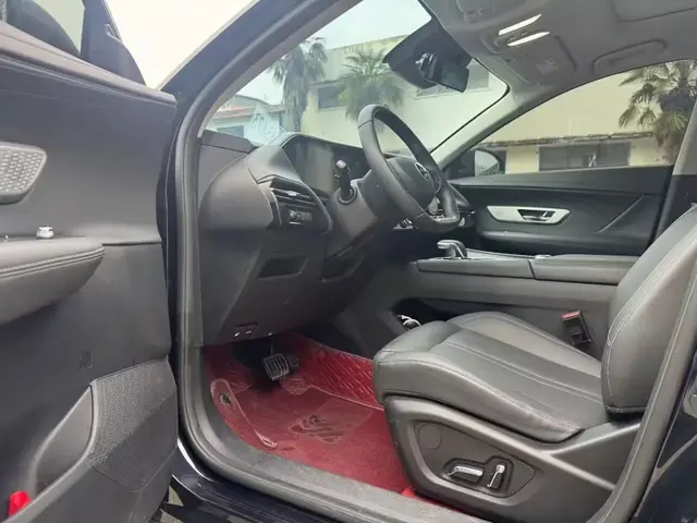 DONGFENG AEOLUS HUGE 2022