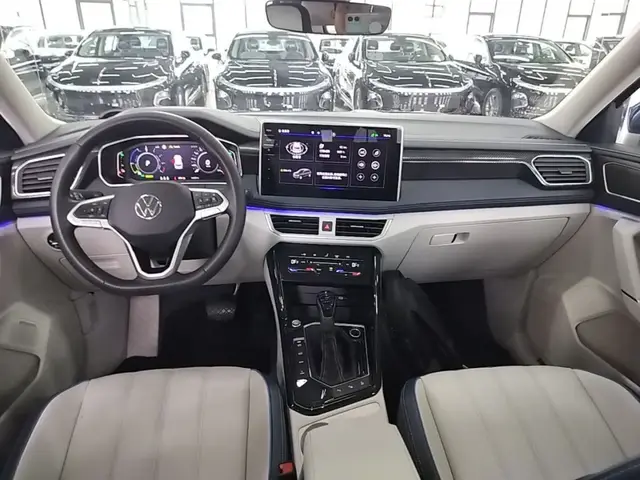 VOLKSWAGEN TAYRON GTE PLUG-IN HYBRID 2022