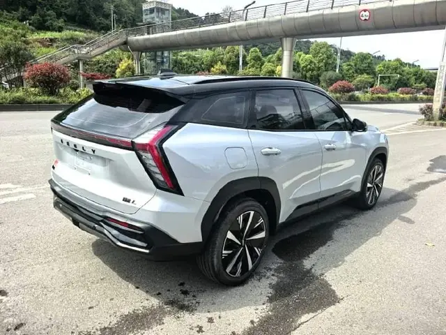 GEELY BOYUE L PREMIUM 2023