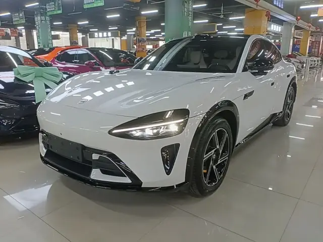 XIAOMI AUTO YU7 2025