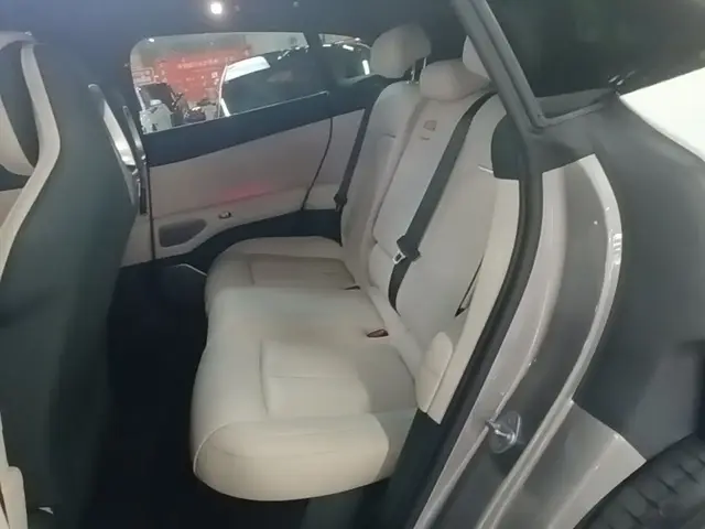 XIAOMI AUTO YU7 2025