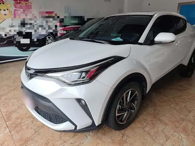 TOYOTA C-HR LUXURY 2023