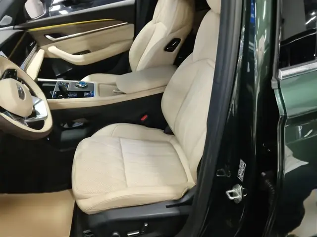 GEELY MONJARO 2024