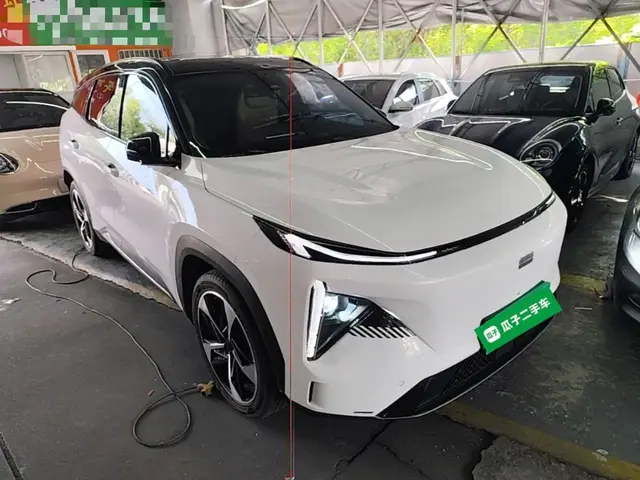 GEELY GALAXY L7 2023
