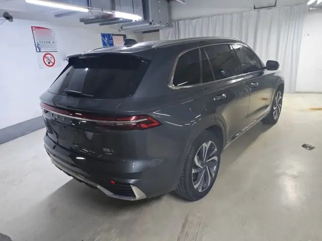 GEELY MONJARO 2021