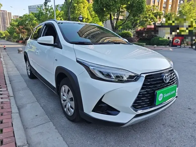 TOYOTA YARIS L 2022