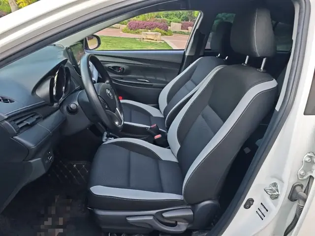 TOYOTA YARIS L 2022