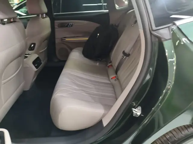 GEELY GALAXY 8 2025
