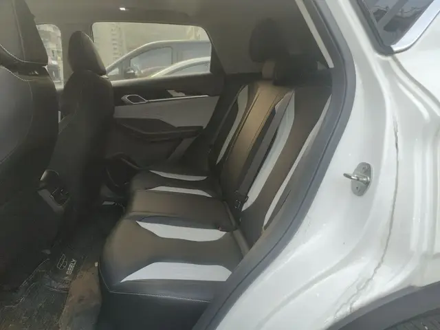 GEELY AUTO COOLRAY 2022