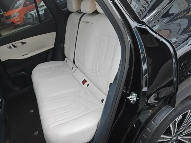 GEELY GALAXY STARSHIP EM-I GALAXY STARSHIP 7 EM-I 2025